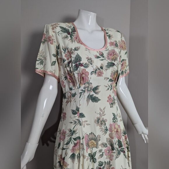 Women's 90s floral dress maxi short sleeve pretty maxi dress 9/10 - Picture 2 of 8